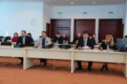 Consiliul Județean Arad a suplimentat numărul burselor acordate elevilor din învățământul special