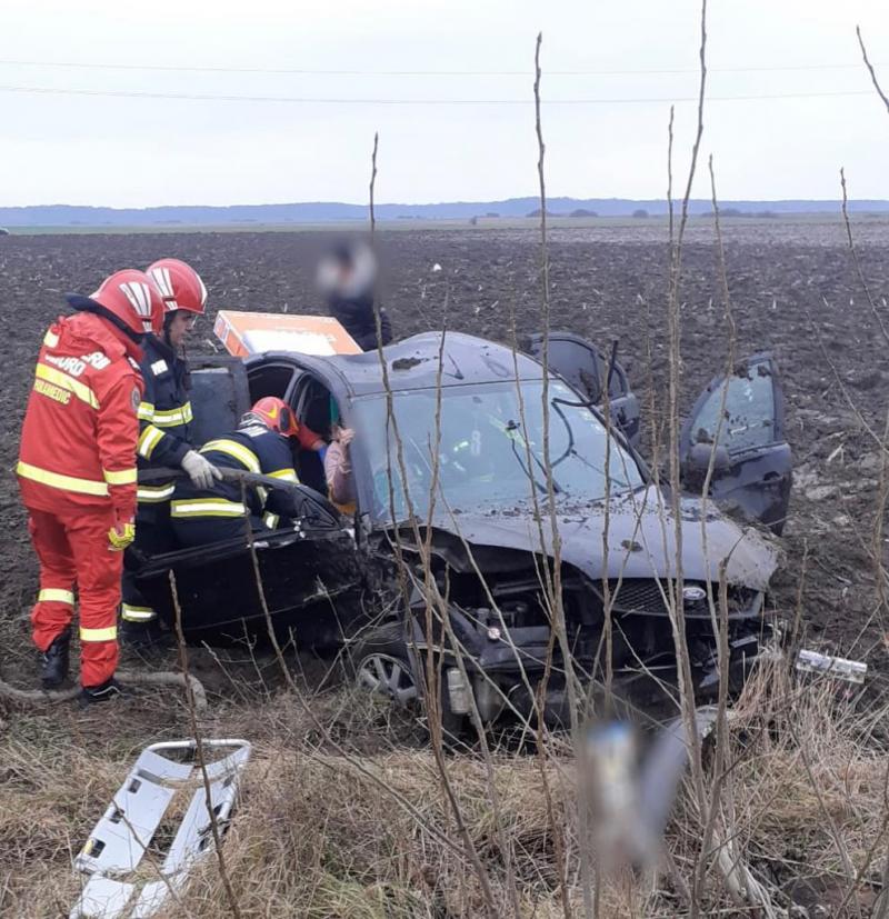 1252 de misiuni ale pompierilor militari arădeni în luna februarie, dintre care 40 la accidente rutiere și 41 la incendii 