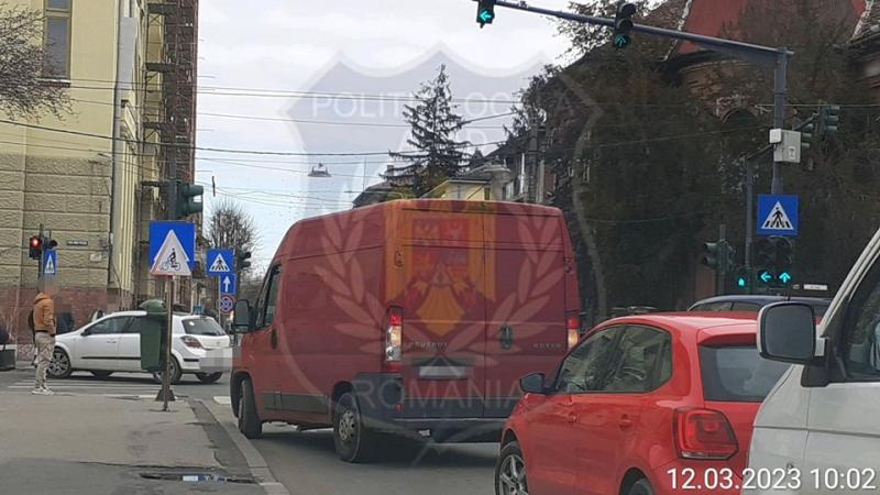 Înjurați ca la ușa cortului, polițiștii locali arădeni s-au răzbunat prin acordarea de amenzi usturătoare