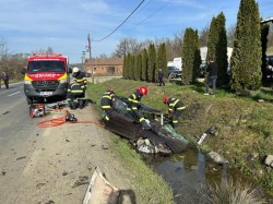 Accident mortal cu 3 victime încarcerate în Bârzava