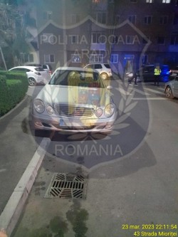 18 mașini ridicate în miez de noapte de tanti Rodica în Micălaca


