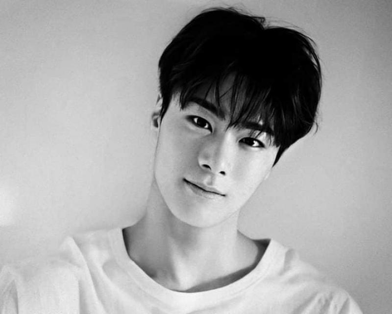 Starul K-pop sud-coreean Moonbin a murit la vârsta de doar 25 de ani
