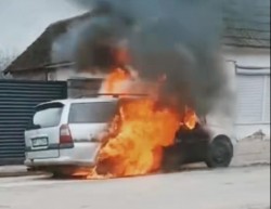 ”Dorel de Vladimirescu” și-a dat foc la propria-i mașină în urma unei acțiuni prostești. Și-a găurit rezervorul cu burghiul pentru a scoate benzină

