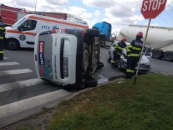 Accident cu victimă încarcerată în zona industrială vest