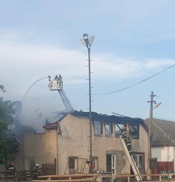 Incendiu la un motel aflat lângă o sală de evenimente din Socodor