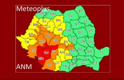 Cod galben, cod portocaliu dar și cod roșu de averse torențiale în jumătate de țară. Aradul sub cod galben de instabilitate atmosferică temporar accentuată


