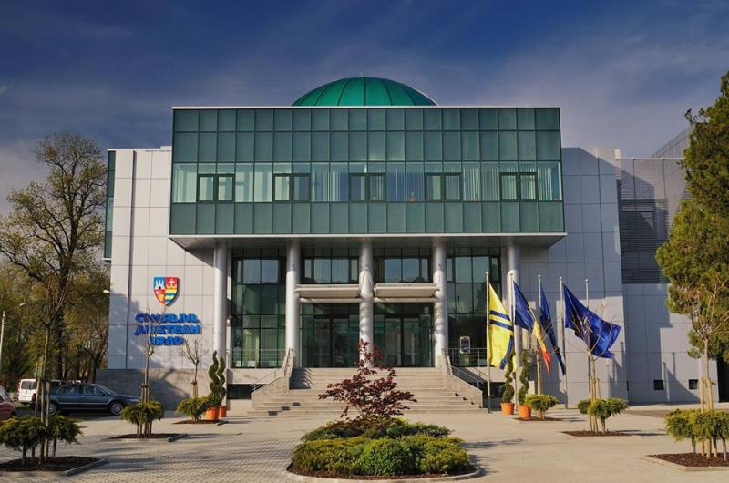 Consiliul Județean Arad continuă să atragă fonduri pentru îmbunătățirea sistemului sanitar arădean