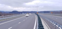 Mai repede la București prin sudul țării. S-a semnat contractual pentru finalizarea lucrărilor la Tronsonul 1 al Drumului Expres Craiova – Pitești 