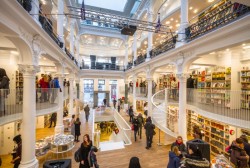 Lanţul Cărtureşti deschide o nouă librărie la Arad, dar și în alte trei orașe ale țării