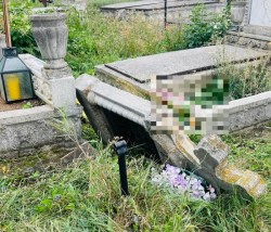 Moarte șocantă a unei femei lângă mormântul soțului ei. Văduva a fost strivită de o cruce de sute de kilograme