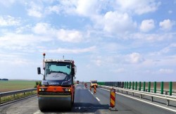 Lucrări de reparații pe autostrada A1 și drumurile naționale din vestul țării

