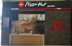 Pizza Hut va închide 13 restaurante pentru reorganizare cu scopul optimizării costurilor