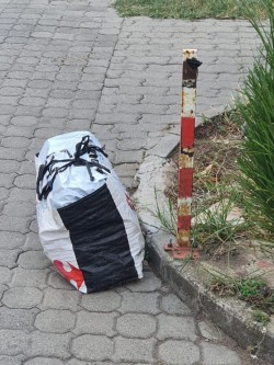 O sacoșă burdușită uitată pe strada Horia din Arad a creat panică. Intervenție a pirotehniștilor
