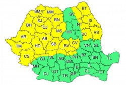 Cod galben de vânt puternic și averse în jumătate de țară, inclusiv în județul Arad