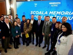 Tinerii liberali se asigură că victimele comunismului nu vor fi uitate niciodată