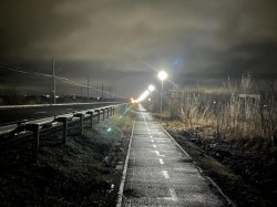 Pista de biciclete de 4 Km între Vladimirescu și Mândruloc, funcțională și iluminată