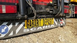 2 transporturi agabaritice vor traversa pe autostradă județul Arad