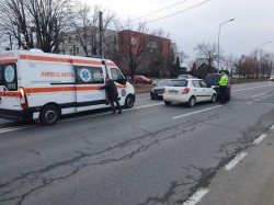 4 victime în urma unui accident în care au fost implicate 3 mașini pe Calea Aurel Vlaicu din Arad