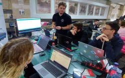 Un hackaton din pasiune pentru Arad