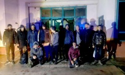 Nu avem voie în Schengen dar prindem zilnic zeci de migranți la granița vestică. 69 de cetățeni străini ascunşi în TIR-uri depistați la Vama Nădlac