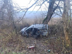 Accident cu tânără încarcerată între Sebiș și Buteni