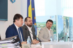 Elevii Liceului Special „Sfânta Maria” Arad se vor bucura de amenajarea unui teren multifuncțional pentru sporturi în echipă