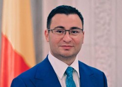 Glad Varga: „Se alocă fonduri pentru dezvoltarea producţiei interne de produse şi materiale de construcţii”