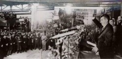 PASTILA DE ISTORIE:  Ceaușescu a sărbătorit la Arad, 80 de ani de la înființarea uzinei de vagoane