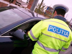 Infracțiuni rutiere la primele ore ale săptămânii. Drogat la volan sau fără permis de conducere pe drumurile publice din Arad

