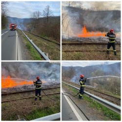 Incendiu de vegetație uscată între Gurahonț și Baltele lichidat de pompieri