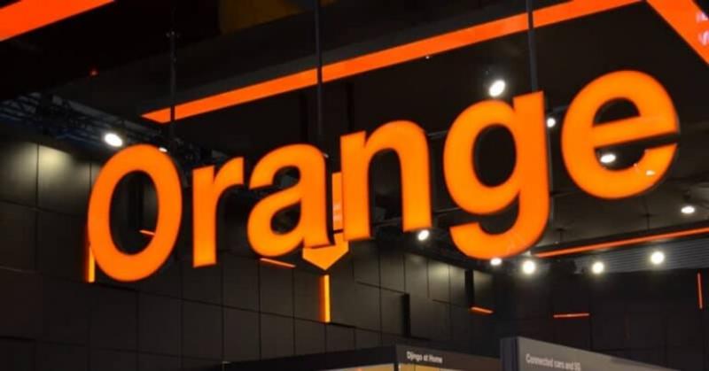Orange a lansat o nouă ofertă de roaming în afara spaţiului economic european, valabilă pentru 24 de ore sau 15 zile