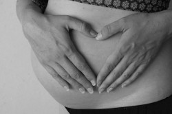 Tânără gravidă în a 9-a lună ajunsă la spital în urma unui accident rutier produs între Târnova și Dud