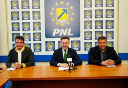 Primarul Călin Bibarț a vorbit despre prioritățile administrației într-o conferință de presă la sediul PNL