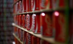 Taxa pe zahăr face ”victime” și printre cei mari. Coca-Cola HBC România a înregistrat în primul trimestru o scădere a volumelor cu peste 10% față de perioada similară a anului trecut

