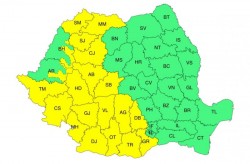 24 de ore de cod galben de ploi și vijelii în jumătate din țară, inclusiv în zona muntoasă și deluroasă a județului Arad