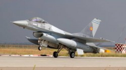 Armata a ridicat 2 avioane F-16 după un atac cu drone la granița cu România