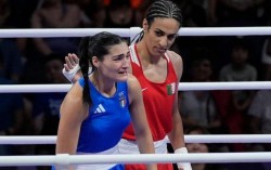 Scandal monstru la competiția de box feminin de la Olimpiada de la Paris. O italiancă a abandonat după doar 46 de secunde în lupta cu un transgender…care de fapt este femeie dar cu nivel al testosteronului ridicat


