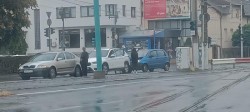 Trei mașini s-au pupat în zona Polivalentei. O nouă tamponare pe Calea Iuliu Maniu. Nu știm pe care l-a durut mai tare
