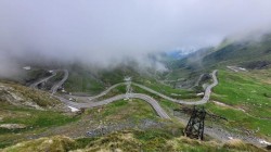 Construit în ”Epoca de Aur”, Transfăgărășanul a împlinit 50 de ani de la inaugurare
