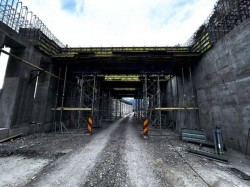 Trafic îngreunat pe autostrada A1 și mai multe drumuri naționale din vestul țării în această săptămână din cauza unor lucrări la carosabil

