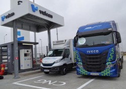 Premieră în România, la Pecica! A fost inaugurată prima stație de alimentare cu gaz natural comprimat și gaz natural lichefiat din țară