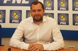 Este oficial! Răzvan Cadar, alături de Geanina Pistru, al doilea deputat trimis în Parlament de PNL Arad