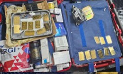 42 de lingouri din aur nedeclarate, în valoare de peste 1,1 milioane lei, descoperite în bagajele unui român la Aeroportul Timișoara


