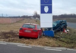 Grav accident de circulație în vestul țării. Un șofer a murit după o depășire imprudentă

