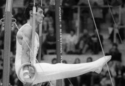 Gimnastica românească este în doliu. Marele gimnast român, Dan Grecu, ,,Stăpânul Inelelor", s-a dus în ceruri