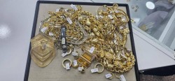 Peste două kg de aur au fost confiscate de către inspectorii Antifraudă Fiscală 