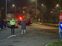 Accident cu mașină răsturnată în Podgoria