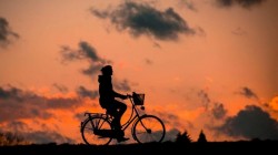 Un biciclist de 64 de ani din Chișineu-Criș a ”visat” că a fost tâlhărit și a alertat poliția. A fost amendat pentru alertarea fără temei a polițiștilor