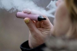 Belgia devine prima țară din UE care interzice vânzarea țigărilor electronice