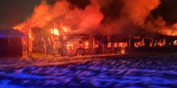 Carnagiu la o mare fermă de animale. Peste 5.000 de porci au murit în urma izbucnirii unui incendiu